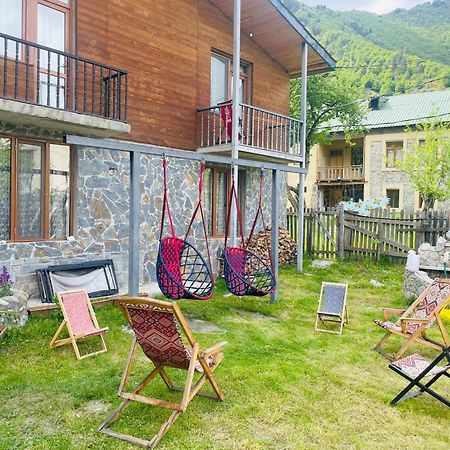 Manana Japaridze'S Guesthouse Mestia Exterior foto